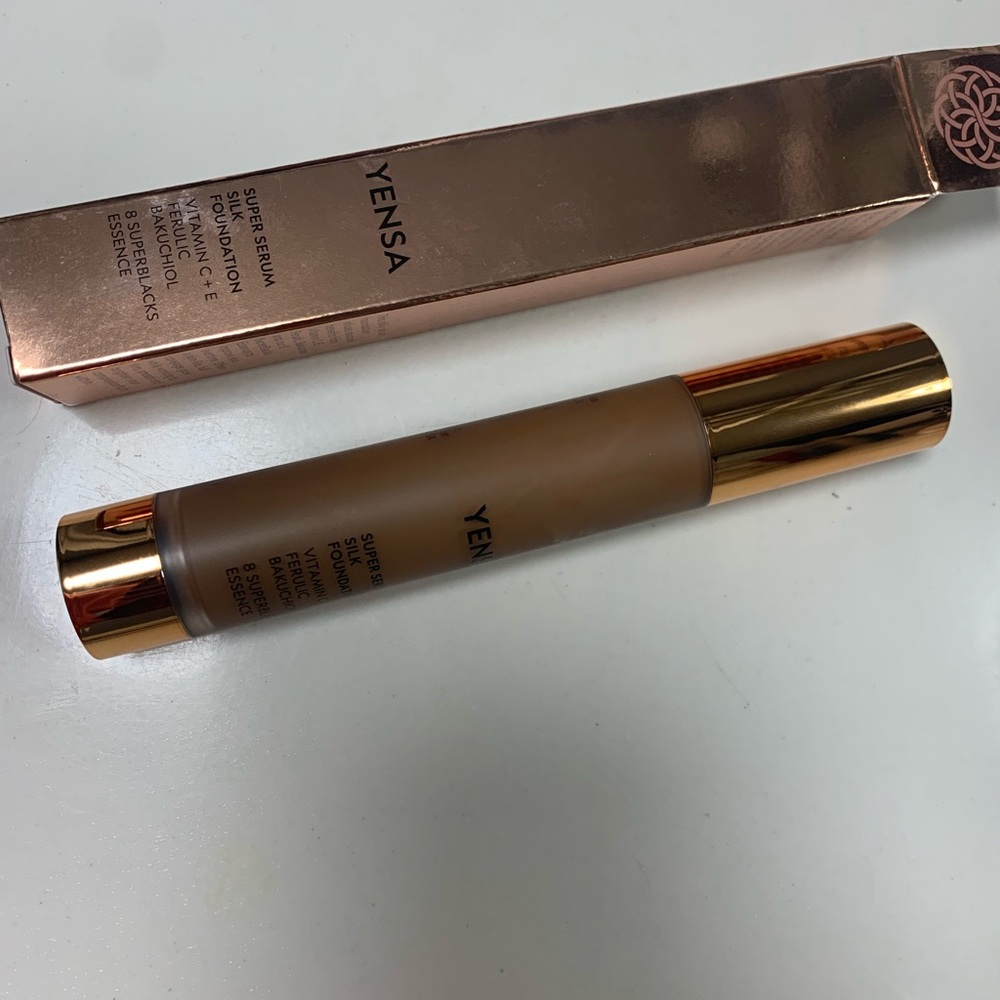 Yensa Super Serum Silk Foundation